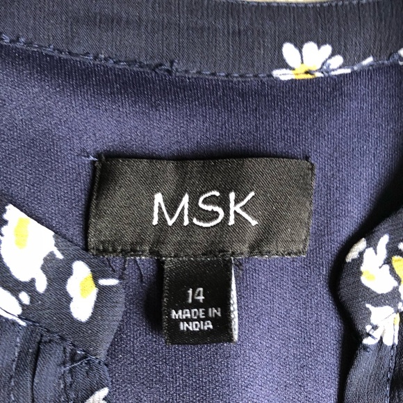 MSK Daisy Print Dress - Picture 4 of 16